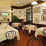 基娅拉酒店 * 萨维尼奥内