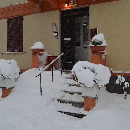 基娅拉酒店 萨维尼奥内