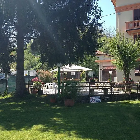 基娅拉酒店 萨维尼奥内